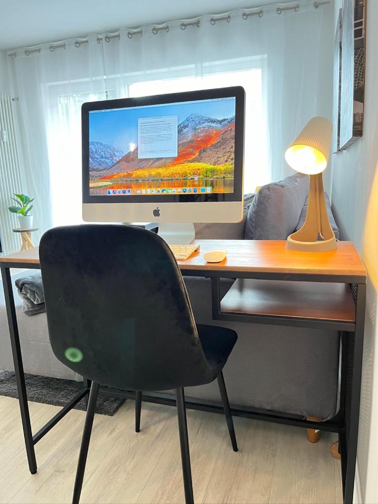 Living At Saarpartments -Adultsonly- 2 Bedrooms, Kitchen- Business & Holiday Apartments For Long- And Short Term Stay, 3 Min To Train-Station, Secure E-Bike Parking! Saarbrücken Eksteriør billede